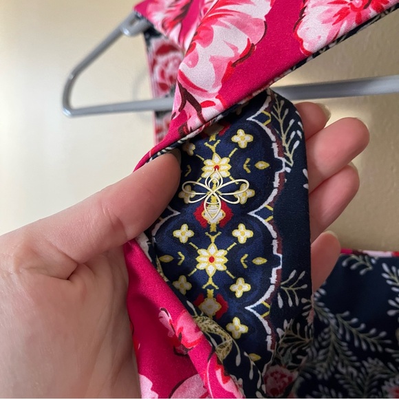 Johnny Was Reversible Sports Bra in Misty Falls - Picture 7 of 7